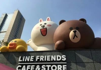 LINE FRIENDS大撤退，表情包IP的“老本”可不好啃